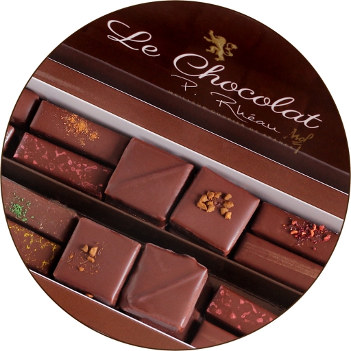Etui de +/-170 gr chocolats sélectionné par M Rhéa